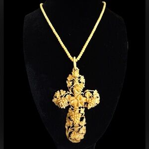 Museum Quality Antique Hand Carved Bovine Bone Cross Necklace Vine Botanical
